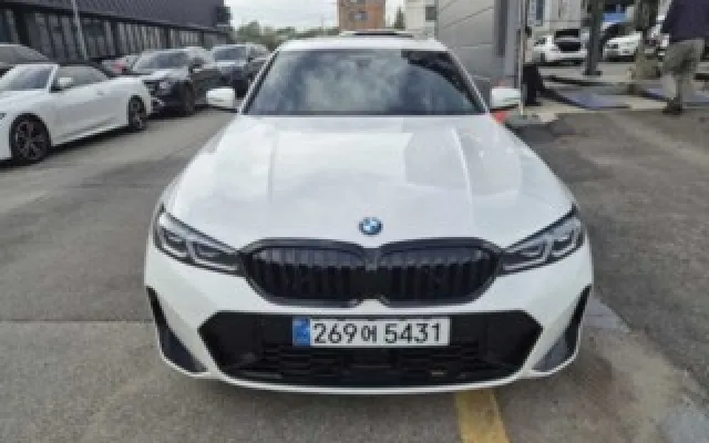 인천신용불량중고차 3시리즈 (G20) 320i M 스포츠 매물 사진 16 - 2025/11 13,852km