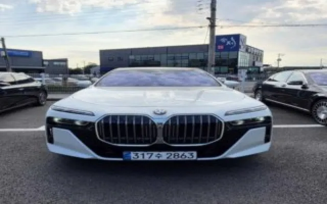 인천신용불량중고차 7시리즈 (G70) 740i xDrive M 스포츠 리미티드 매물 사진 9 - 2026/01 13,208km