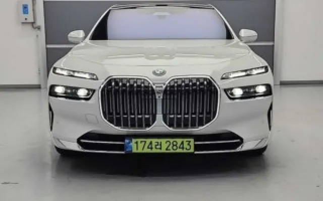 인천신용불량중고차 7시리즈 (G70) 750e xDrive 디자인 퓨어 엑셀런스 매물 사진 19 - 2025/05 7,826km