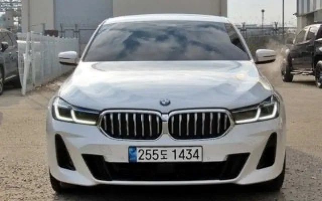 인천신용불량중고차 6시리즈 GT (G32) 630i xDrive M 스포츠 매물 사진 18 - 2023/01 99,863km